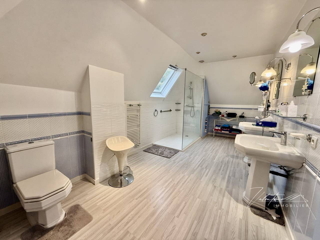 PONT L'&Eacute;V&Ecirc;QUE - PROPRI&Eacute;T&Eacute; NORMANDE AVCE BEAUCOUP DE POTENTIE