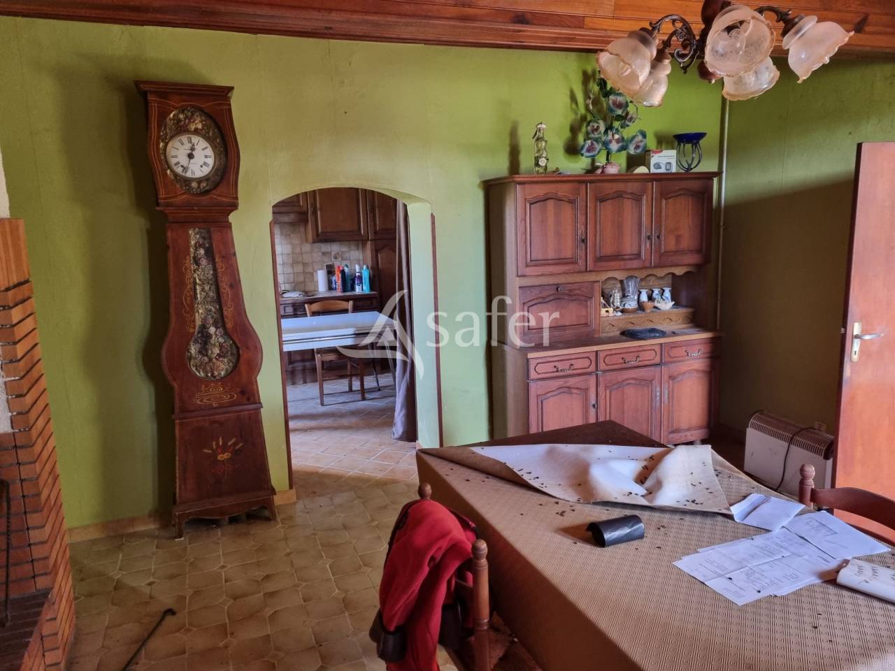 Maison et d&eacute;pendances agricoles sur 4 hectares - Proche Toulous