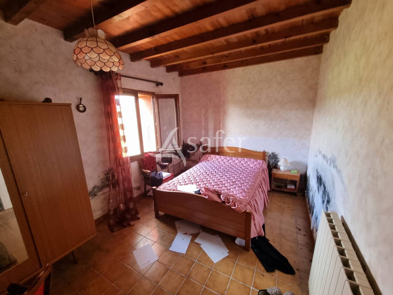 Maison et d&eacute;pendances agricoles sur 4 hectares - Proche Toulous