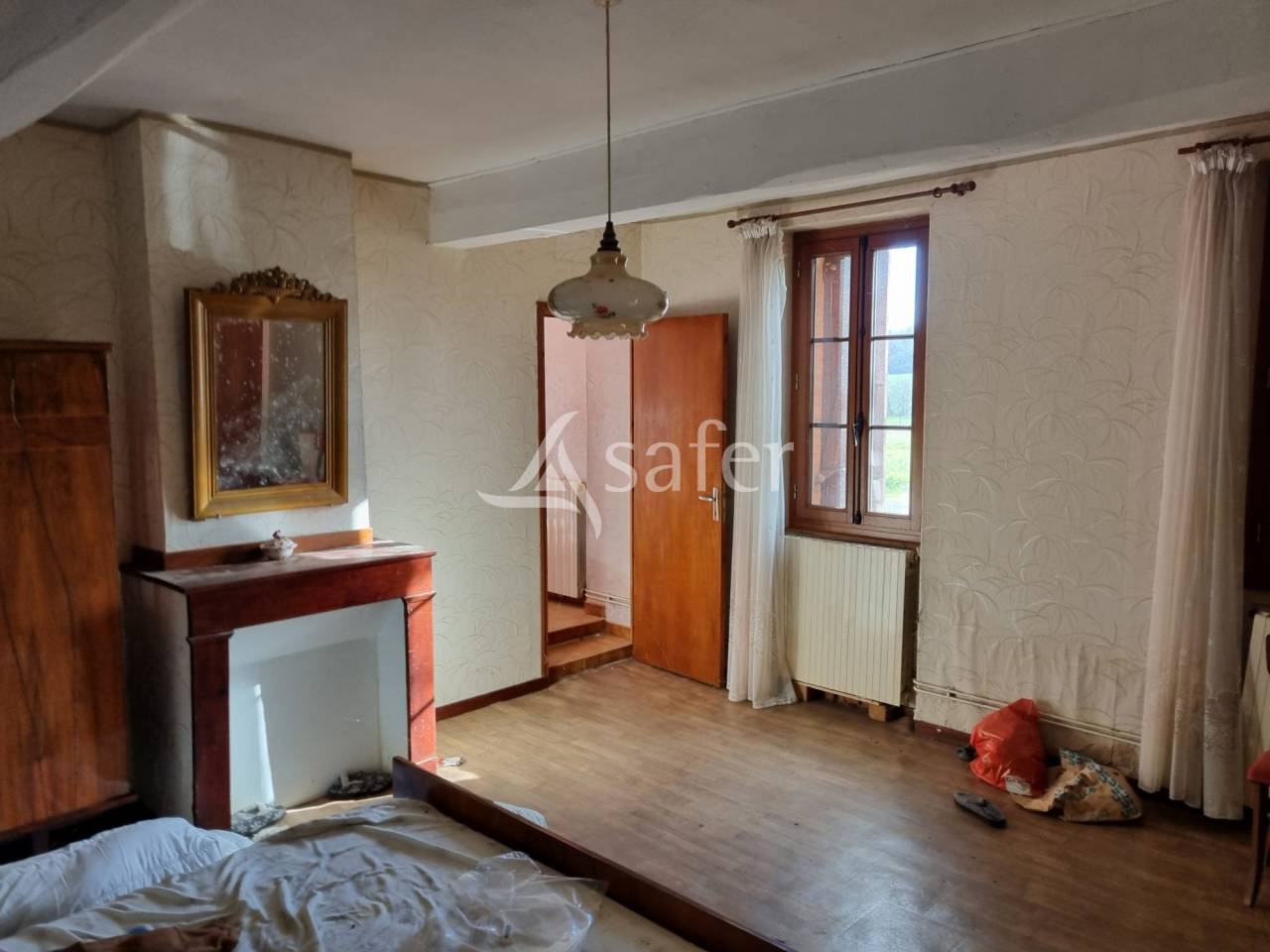 Maison et d&eacute;pendances agricoles sur 4 hectares - Proche Toulous