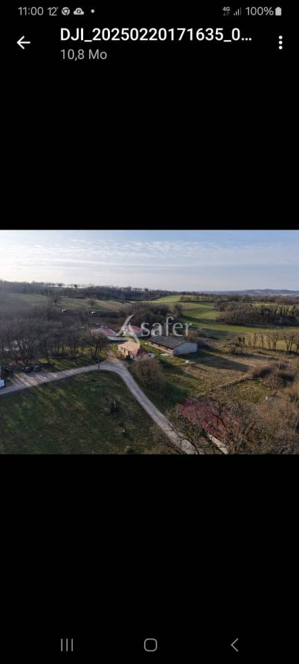 Vente foncier avec b&acirc;ti ou Cession de parts sociales d'exploita