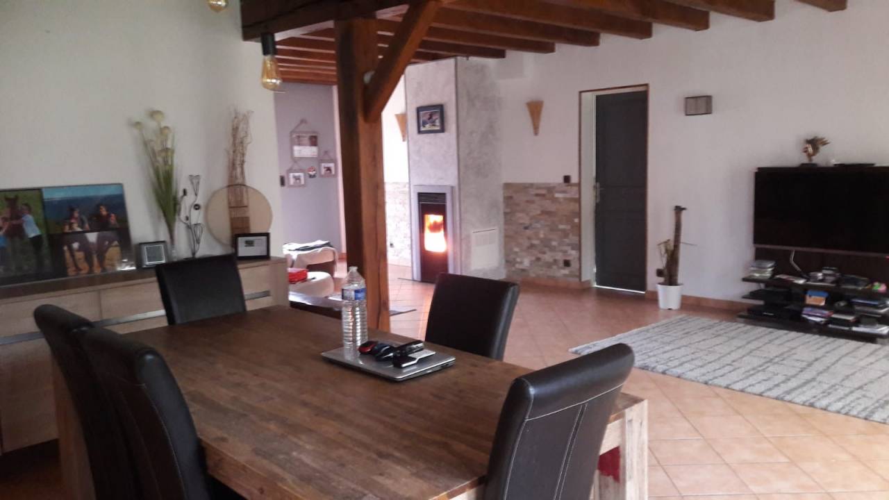 ? Propri&eacute;t&eacute; &eacute;questre d'exception proche Paris ? installations compl&egrave;tes & cadre 