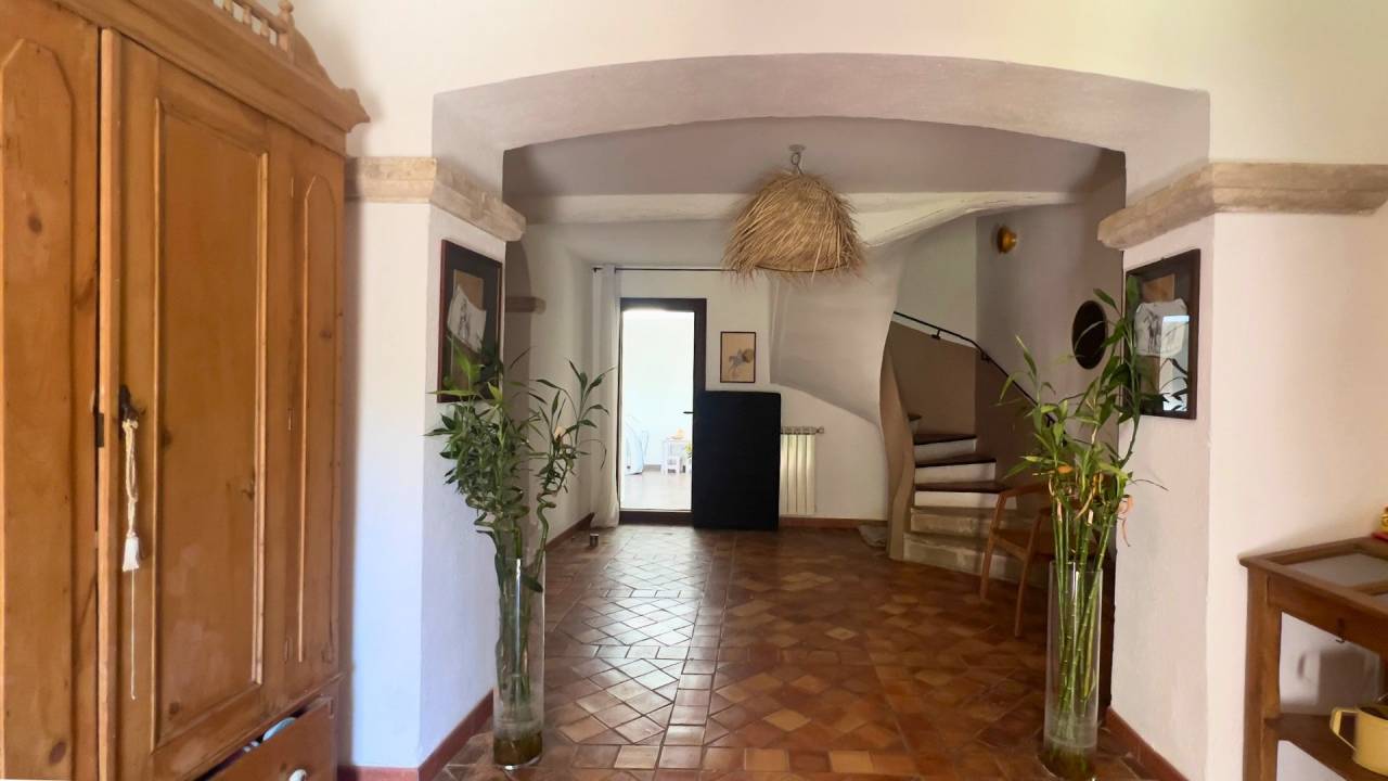 Somptueuse propri&eacute;t&eacute; de charme entre Provence et Lubero