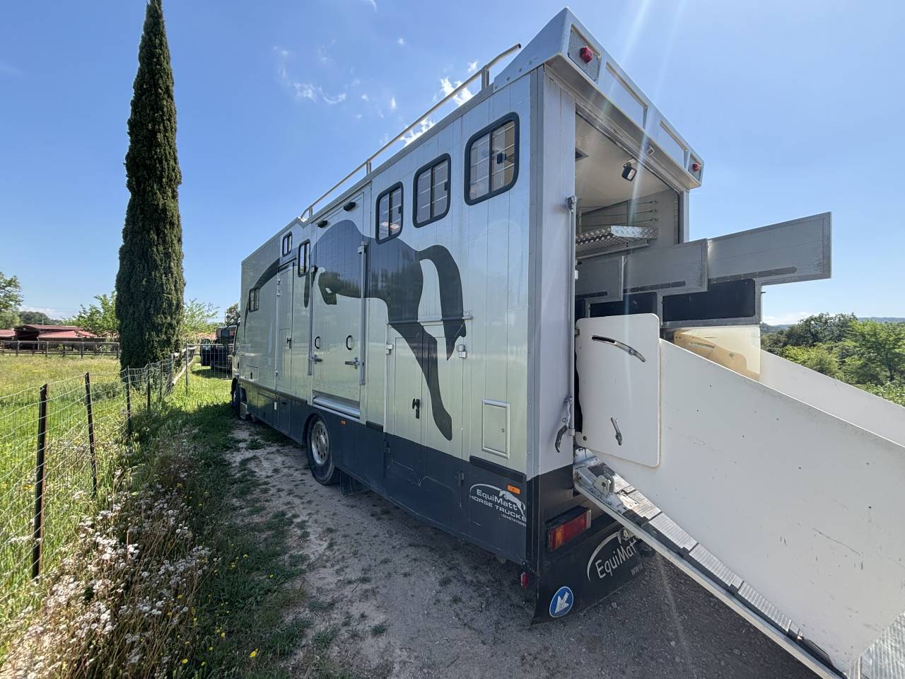 PL 5 places avec bel appartement 