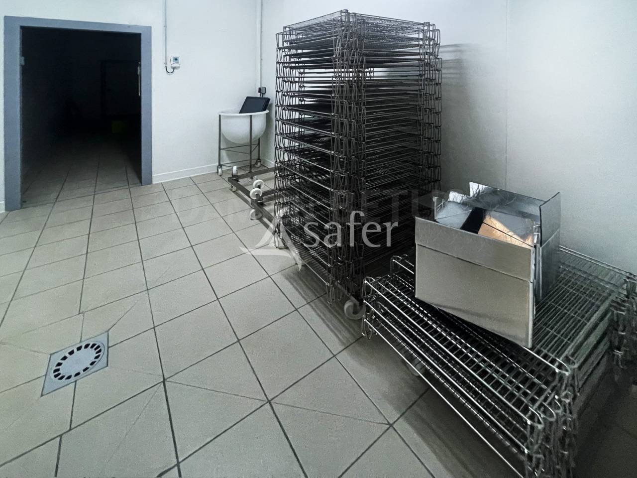 Exploitation Caprine + transformation &agrave; la ferme